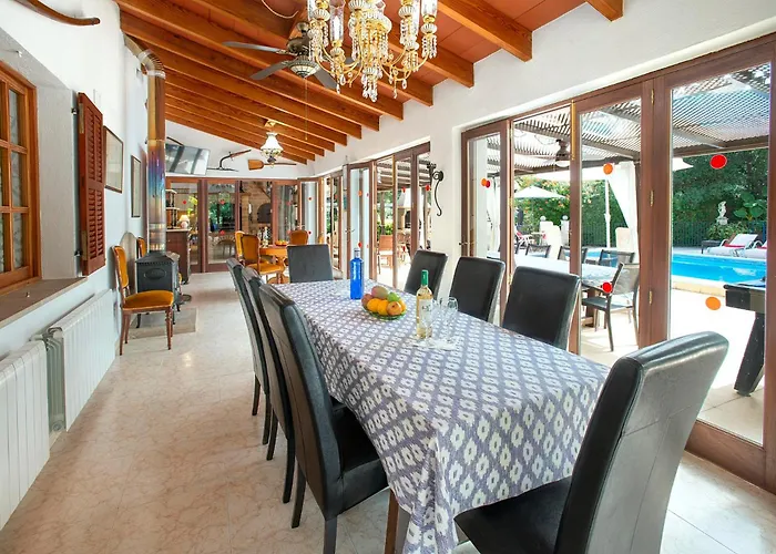 Les Oliveres Vall De Colonya By Vintage Travel