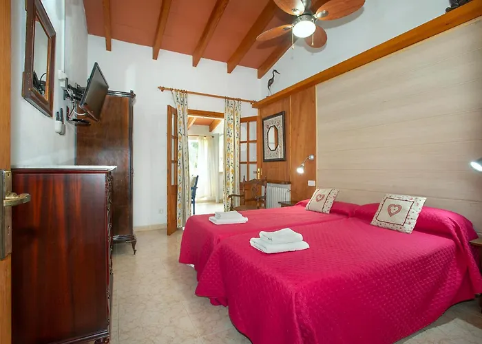 Villa Les Oliveres Vall De Colonya By Vintage Travel Pollenca