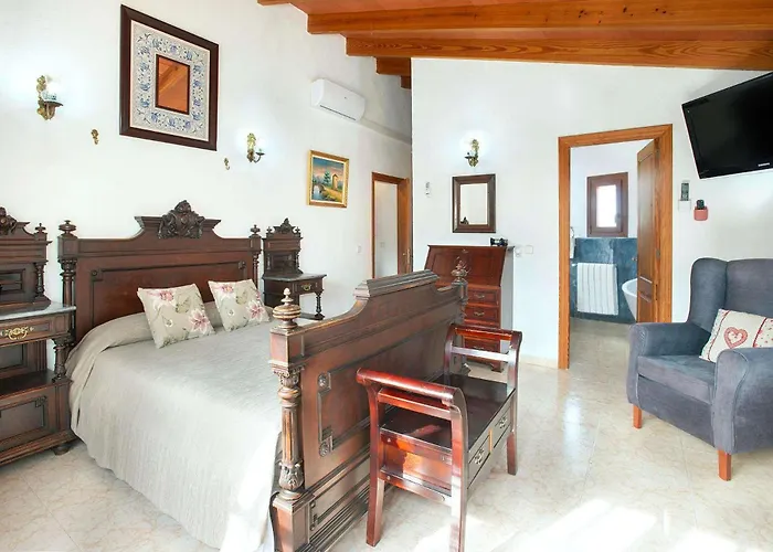 Les Oliveres Vall De Colonya By Vintage Travel *