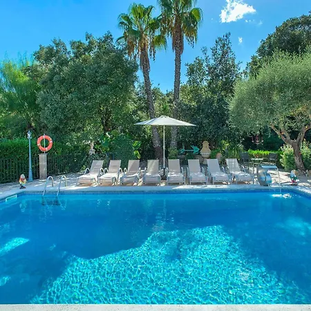 Les Oliveres Vall De Colonya By Vintage Travel Villa