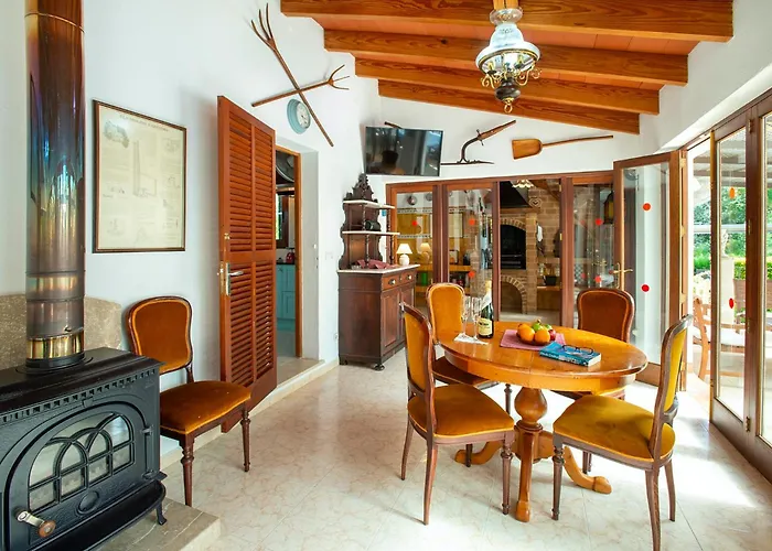 Les Oliveres Vall De Colonya By Vintage Travel * Pollença